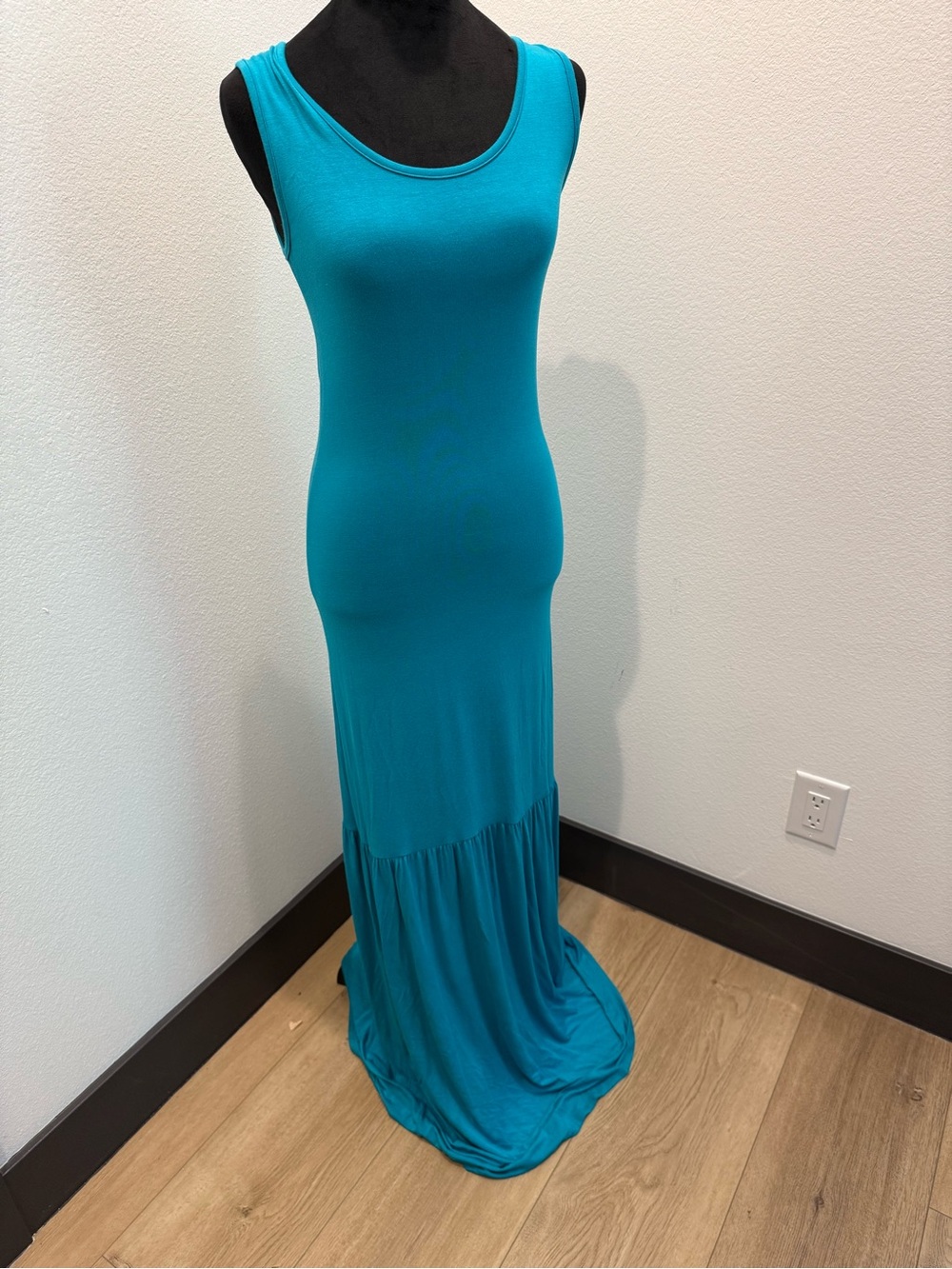 Gabriella Rocha Teal Sleeveless Maxi Dress